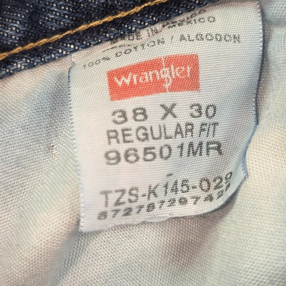 Wrangler 96501MR Dark Wash Regular Fit Straight Leg Jeans - 38x30 - Picture 2 of 9